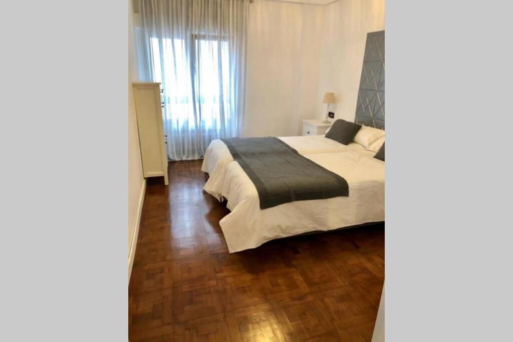 Piso En El Centro De Oviedo Apartment Екстериор снимка